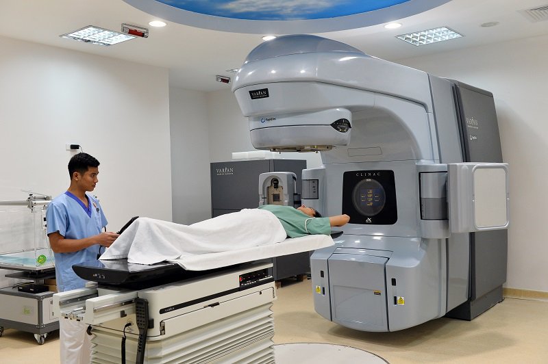 What are the advantages of dose-modulated radiation therapy (IMRT)?
