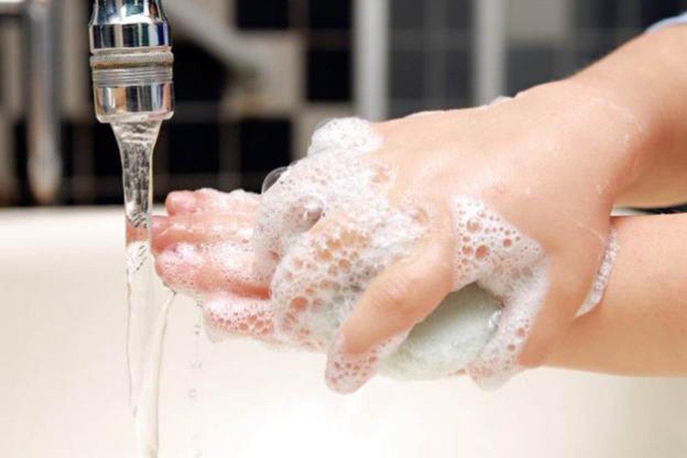 rửa tay 2