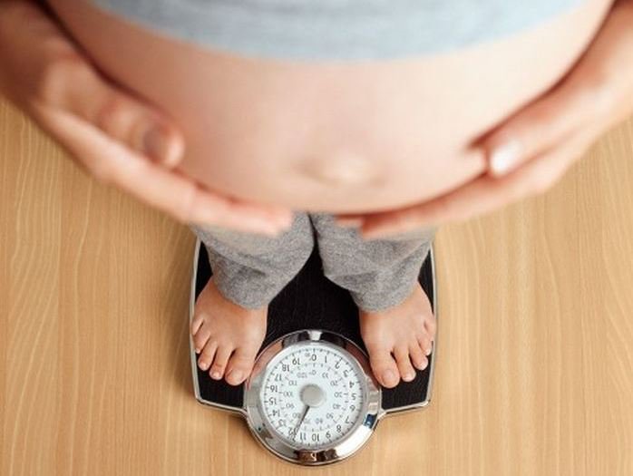 Giảm cân vì nghén khi mang thai 3 tháng đầu