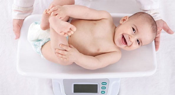 Chiều cao và cân nặng của trẻ 6 tháng tuổi