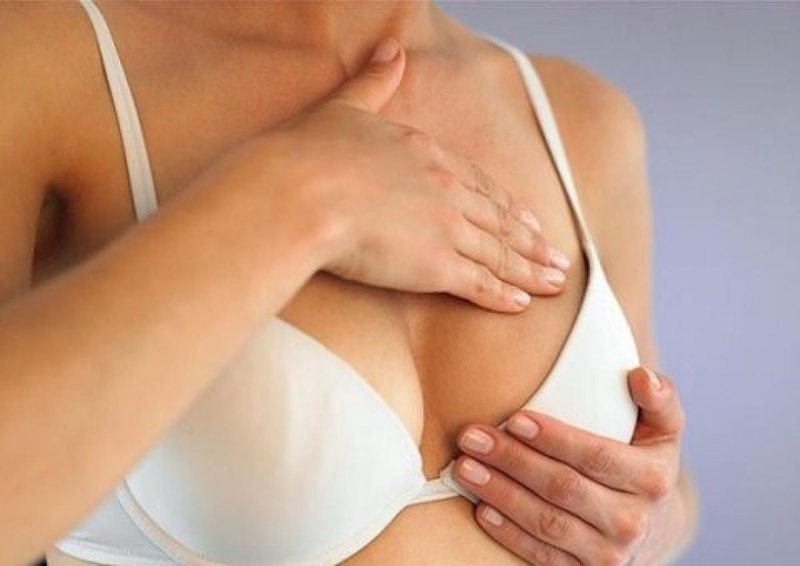 Massage đúng cách giúp chữa tắc tia sữa hiệu quả