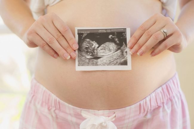 Dư ối ở tuần thai 31-35 có nguy cơ gì?