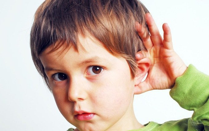 Cách giao tiếp với trẻ khiếm thính