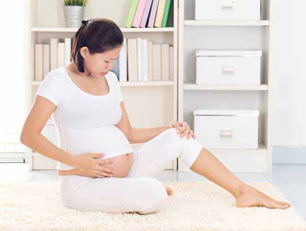 Đau chân khi mang thai