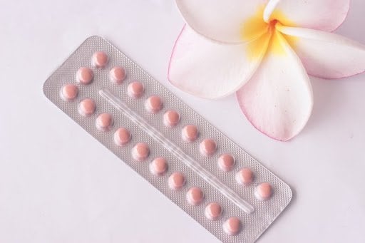 Uống thuốc ngừa thai trong 28 ngày có gây kỳ kinh kéo dài?