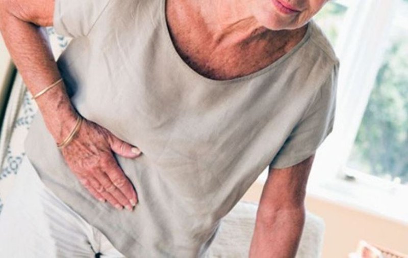 Điều trị tắc ruột cơ học cho người già