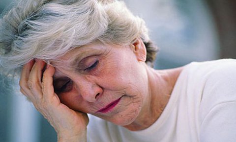 Mệt mỏi là một trong những dạng điển hình của rối loạn tiêu hóa ở người già