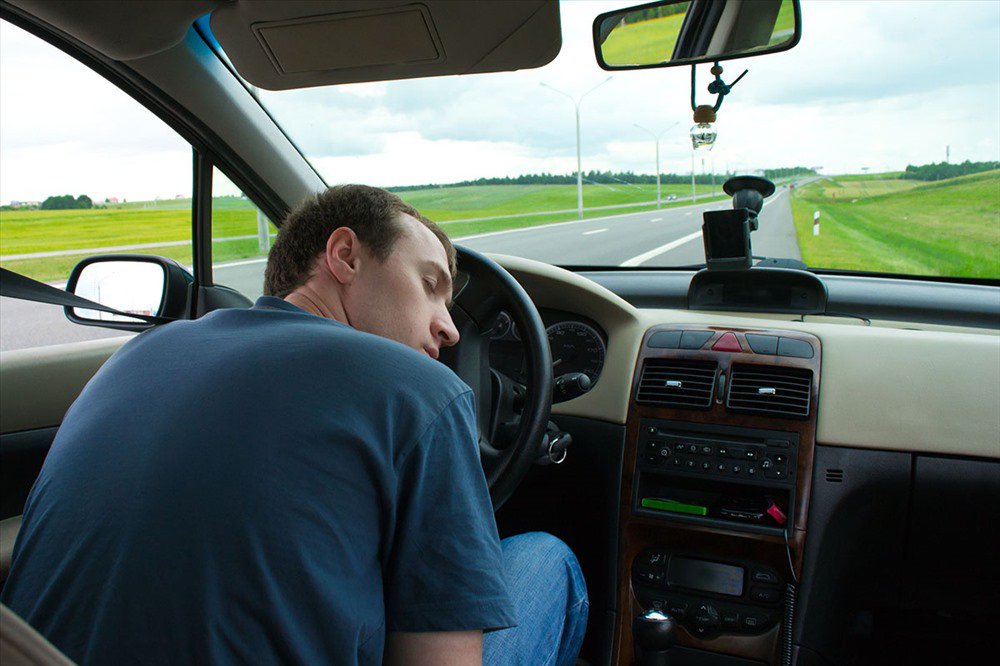 Ngủ gật khi lái xe