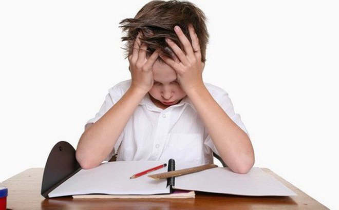 Trầm cảm tuổi học đường có phải do học căng thẳng?