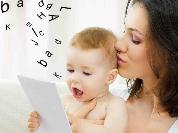 Hướng dẫn cha mẹ các kỹ năng ngôn ngữ xã hội của trẻ 1 - 3 tuổi