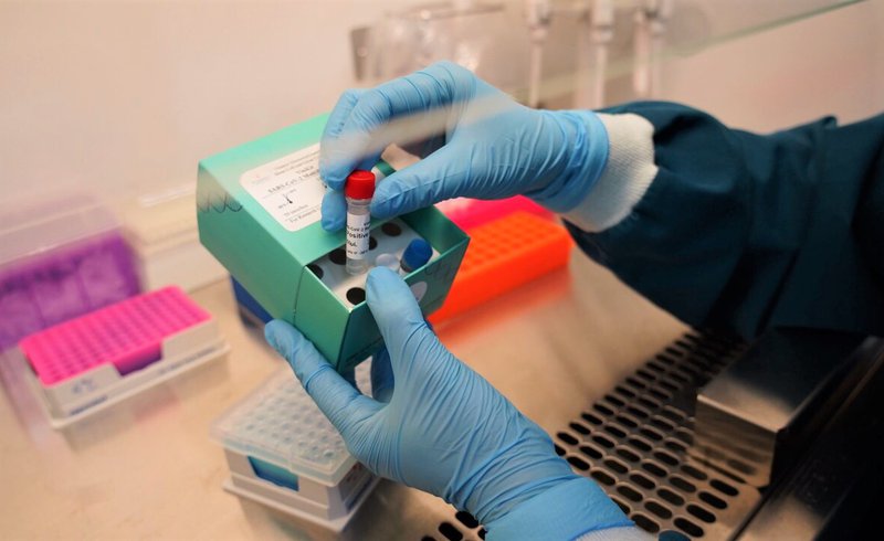 Bộ kit xét nghiệm Vinkit SARS-CoV-2 Multiplex RT-PCR thích hợp sử dụng với nhiều hệ thống máy RealTime PCR, cho kết quả chính xác và nhanh chóng