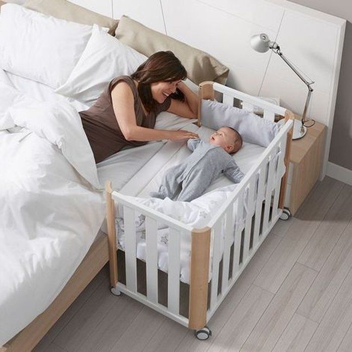 Trẻ sơ sinh nên ngủ riêng trong cũi để đảm bảo an toàn
