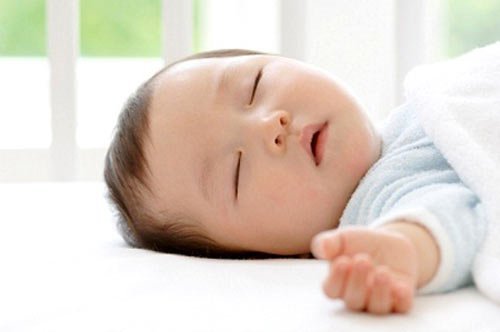 hội chứng đột tử ở trẻ sơ sinh (SIDS) .