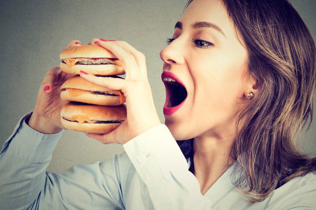 Thường xuyên sử dụng đồ ăn nhanh sẽ làm gia tăng nguy cơ béo phì nhanh chóng