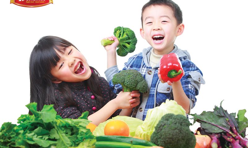 Cách khuyến khích trẻ ăn rau
