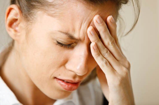 Tối sầm mắt, mất thính giác kèm tức ngực là dấu hiệu bệnh gì?