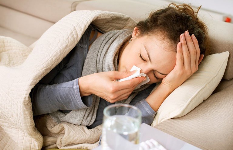 Cách điều trị tắc nghẹt mũi nặng vào ban đêm tại nhà?