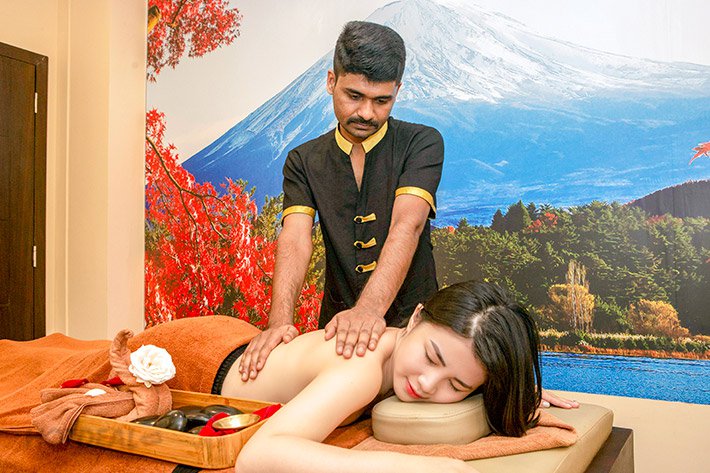 Liệu pháp massage potli của Ấn Độ