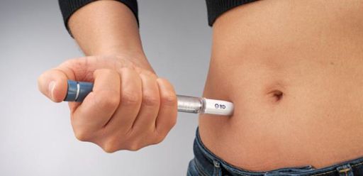 Người bệnh thường xuyên đi tiểu có thể được tiêm insulin
