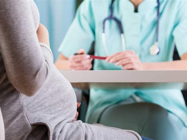 Nếu tình trạng đau tức ngực khi mang thai trầm trọng hơn thì bạn nên đi khám bác sĩ