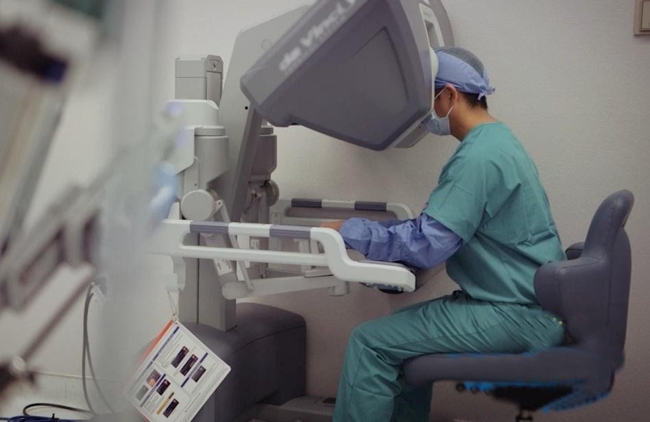 Phẫu thuật trào ngược dạ dày thực quản bằng Robot