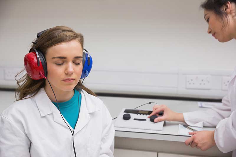 kiểm tra thính giác cho người lớn đánh giá khả năng nghe của bạn