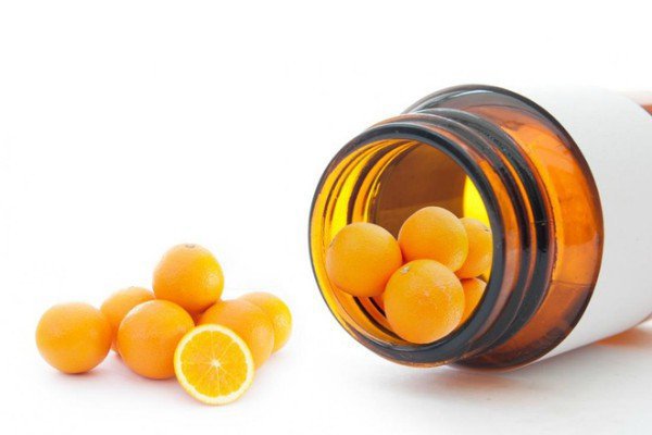Bổ sung vitamin C cho trẻ