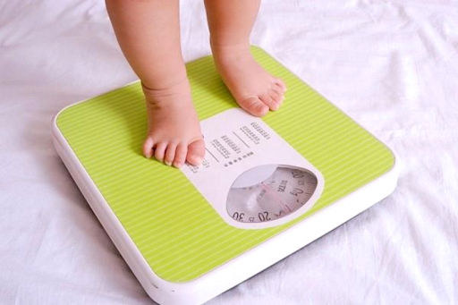 Trẻ sợ ăn có thể khiến trẻ chậm tăng cân