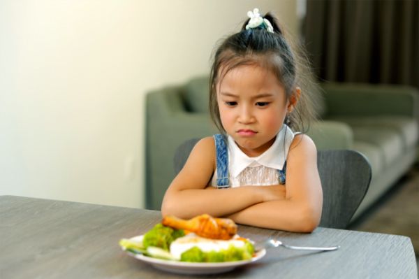 Cha mẹ cần chủ động tìm rõ nguyên nhân biếng ăn ở trẻ để có cách xử lý kịp thời
