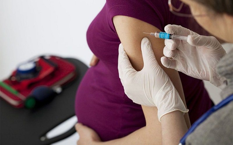 Phụ nữ mang thai 33 tuần có tiêm vacxin uốn ván được nữa không?