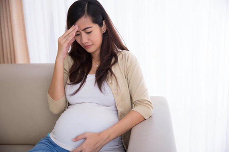 Thai phụ bị sốt có ảnh hưởng đến thai nhi không?