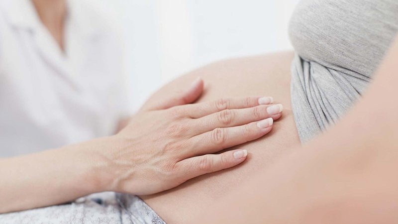 Rỉ ối khi mang thai tuần thứ 17 có nguy hiểm không?