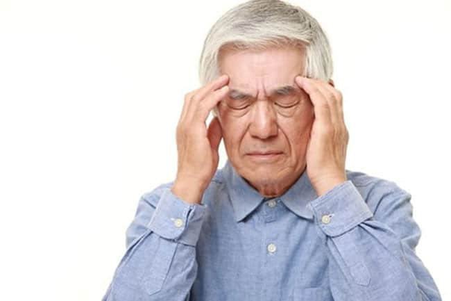 Người 60 tuổi suy giảm trí nhớ là biểu hiện của bệnh gì?