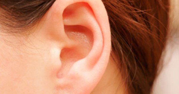 Viêm sụn vành tai kèm chảy mủ có chữa khỏi được không?