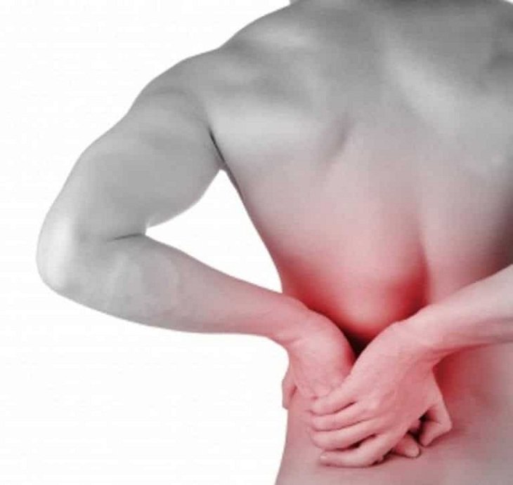 Nam giới đau nhức thắt lưng phải nguyên nhân là gì?
