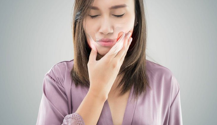 Thường xuyên đau nhức xương hàm kèm hôi miệng khắc phục thế nào?