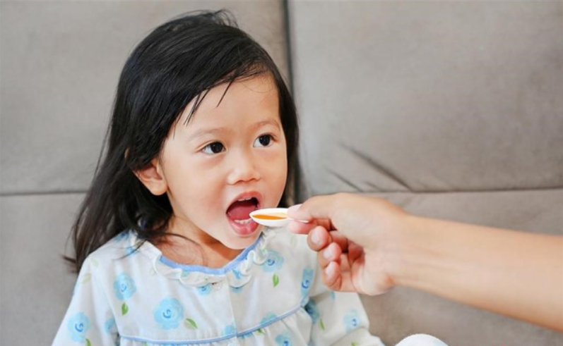 Trẻ bị thiếu máu nên ăn uống như thế nào?