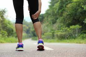 Nữ giới đau cơ chân sau chạy nguyên nhân là gì?