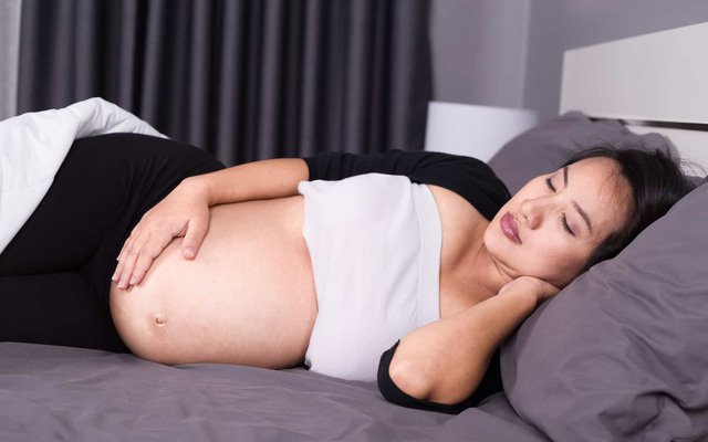 Giấc ngủ chập chờn có thể do phụ nữ đang mang thai