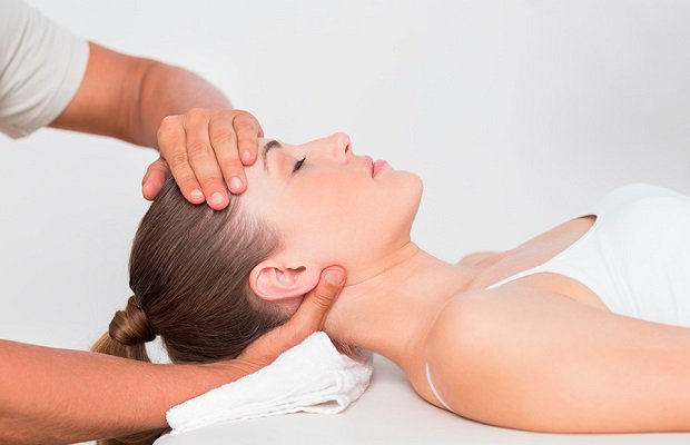 massage đầu giảm stress