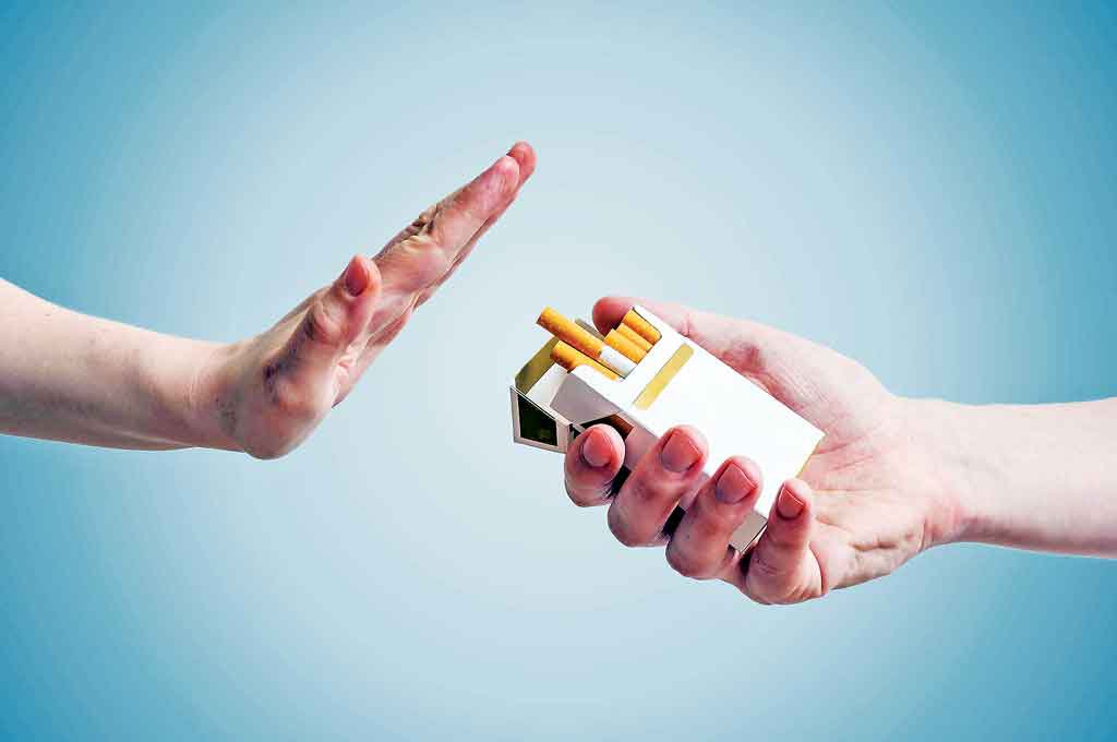 Người bệnh hen suyễn không nên tiếp xúc với khói thuốc lá