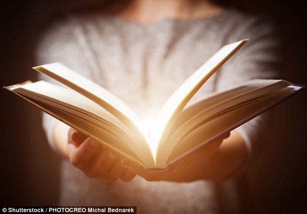 Liệu pháp đọc sách giúp điều trị hiệu quả tình trạng trầm cảm nặng