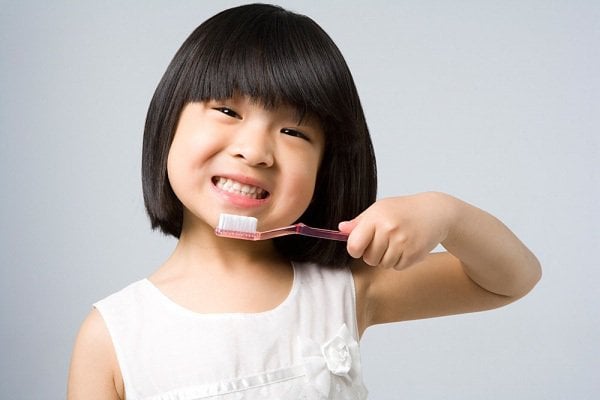 thói quen đánh răng cho trẻ