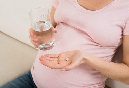 Phụ nữ mang thai 3 tháng cuối bổ sung sắt và canxi