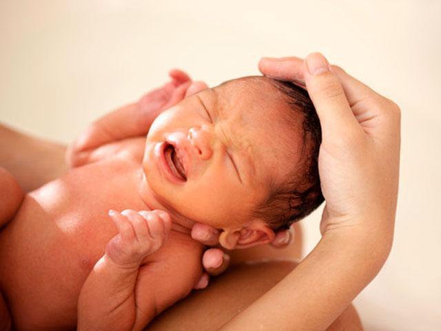 Trẻ sơ sinh thở gấp kèm co rút lồng ngực