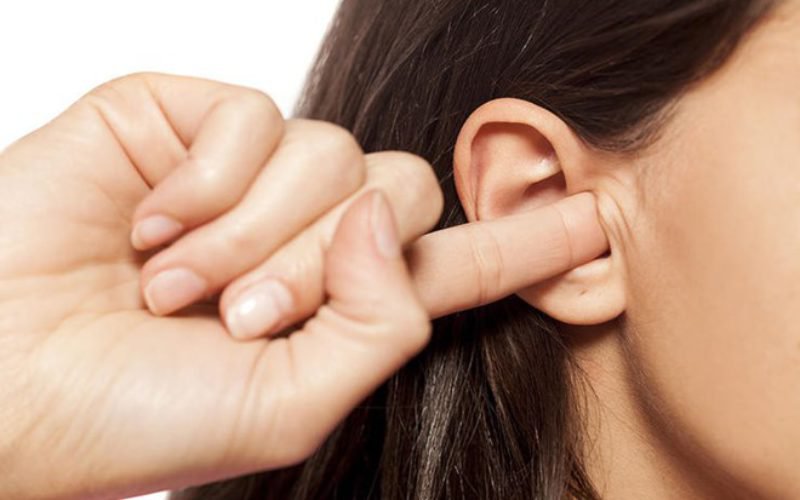cách chữa ráy tai ướt