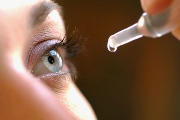 vai trò của chất bảo quản trong thuốc nhỏ mắt