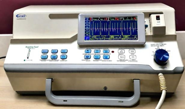 Máy ghi vòng tim sẽ giúp theo dõi tình trạng rối loạn nhịp tim tương tự như các xét nghiệm điện tâm đồ (ECG)