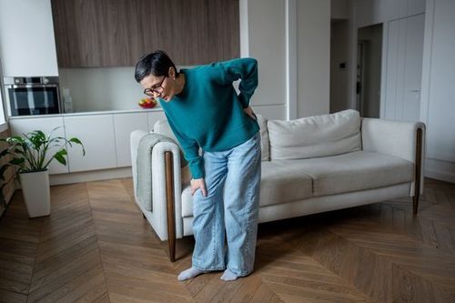 Lumbar Spondylosis: Causes, Symptoms, Diagnosis, and Treatment