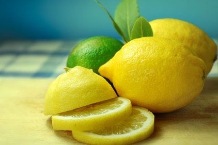 Lợi ích khi uống nước chanh ấm vào buổi sáng - Khởi đầu ngày mới tràn đầy năng lượng Lợi ích khi uống nước chanh ấm vào buổi sáng